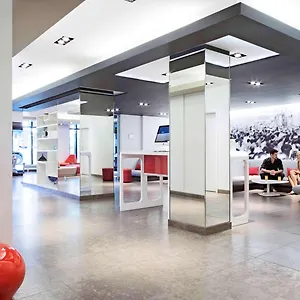 Novotel Center Hotel Montreal