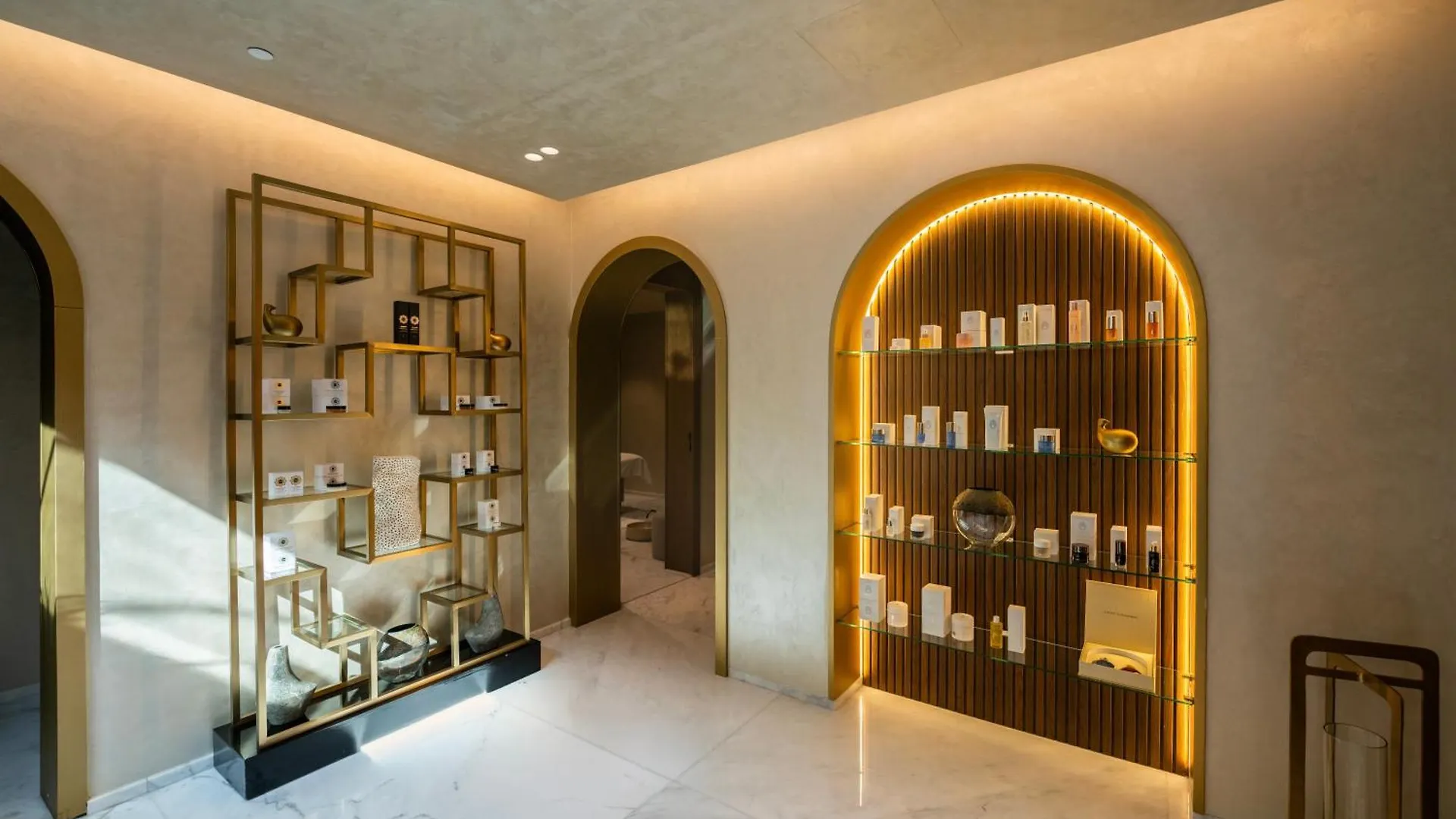 The Biltmore Hotel Villas, Dubai Resort